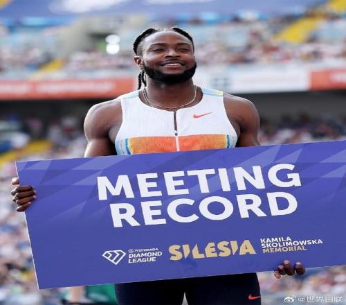 钻石联赛男子100米：汤普森9秒87夺冠，莱尔斯9秒90亚军