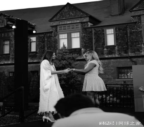 小威：人们视我和莎娃是宿敌，但事实并非如此，我现在仍怀念网球