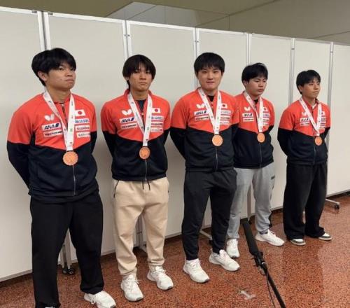 张本智和总结亚锦赛：为了能复仇，我只能变得更强