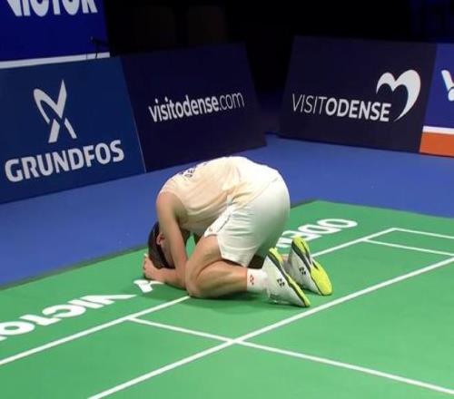 安赛龙21逆转昆拉武特，晋级丹麦赛四强将战石宇奇