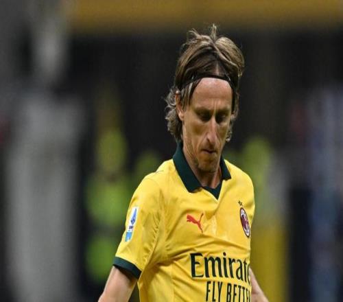 辛纳称赞莫德里奇：他能预见其他球员看不到的传球路线