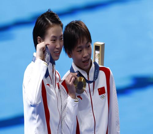 田亮祝贺全红婵、陈芋汐包揽冠亚军:你们出场,我们放心!