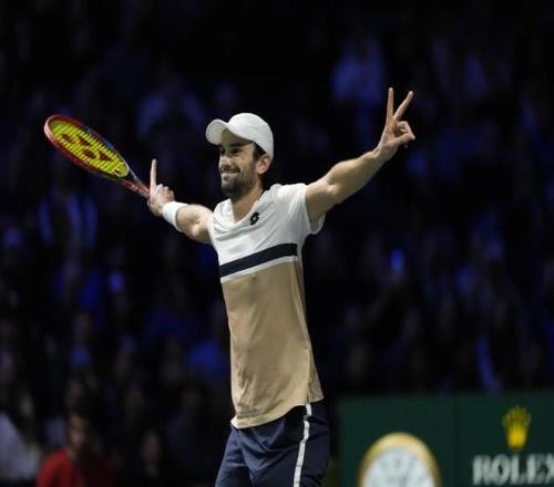 巴黎大师赛：瓦谢鲁20击败诺里，背靠背闯进大师赛八强